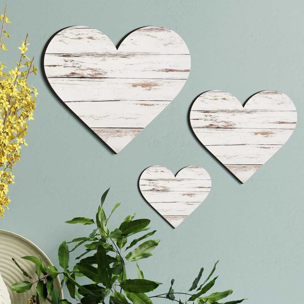 Jetec 3-Piece Wood Heart Decor (White Antique Finish)