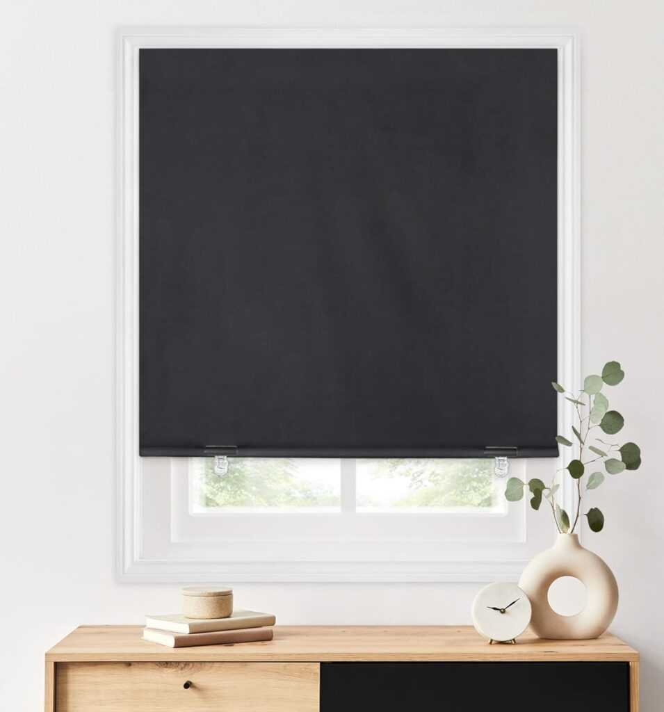 LazBlinds 100% Blackout Roller Shades