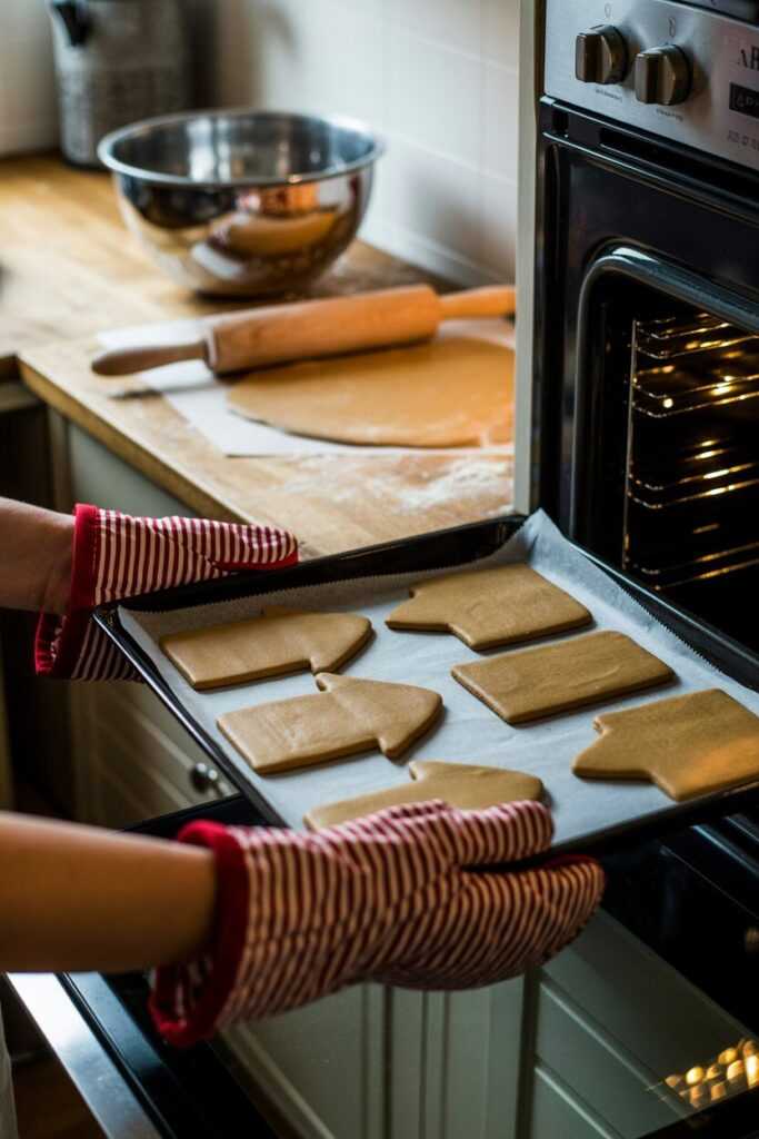 Baking the Gingerbread
